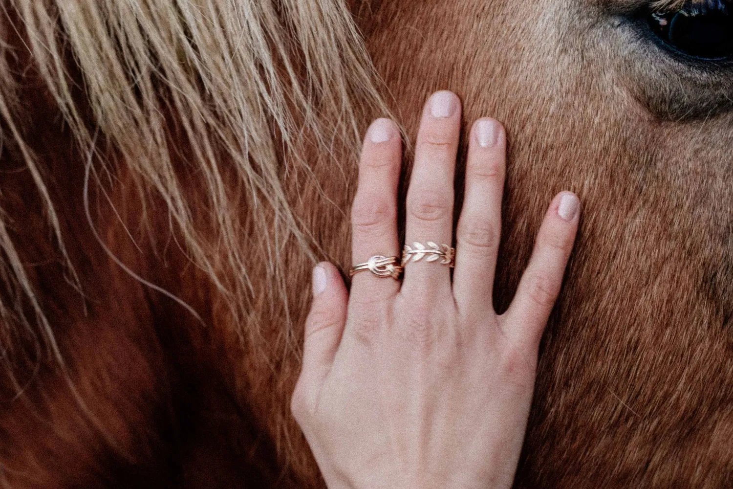 Eremis Hermione ring gull raffinert