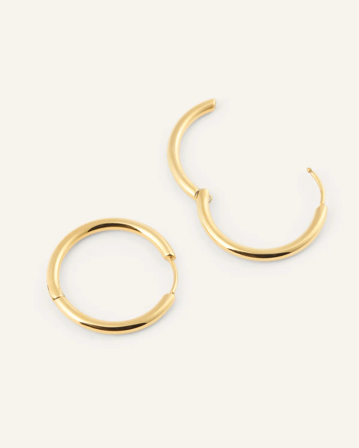 Mockberg Slim Large Hoops øredobber gull 20 mm