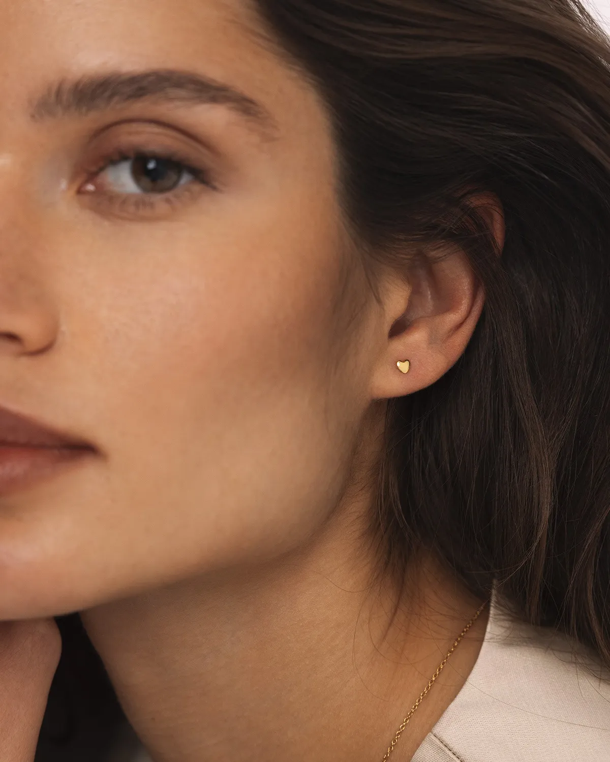 Mockberg Love Small Studs hjertestuds gull 4 mm