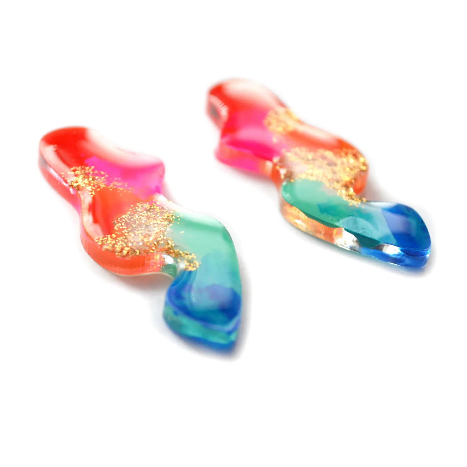 BooandBooFactory Rainbow Abstract Wavy Squiggle øredobber flerfarget