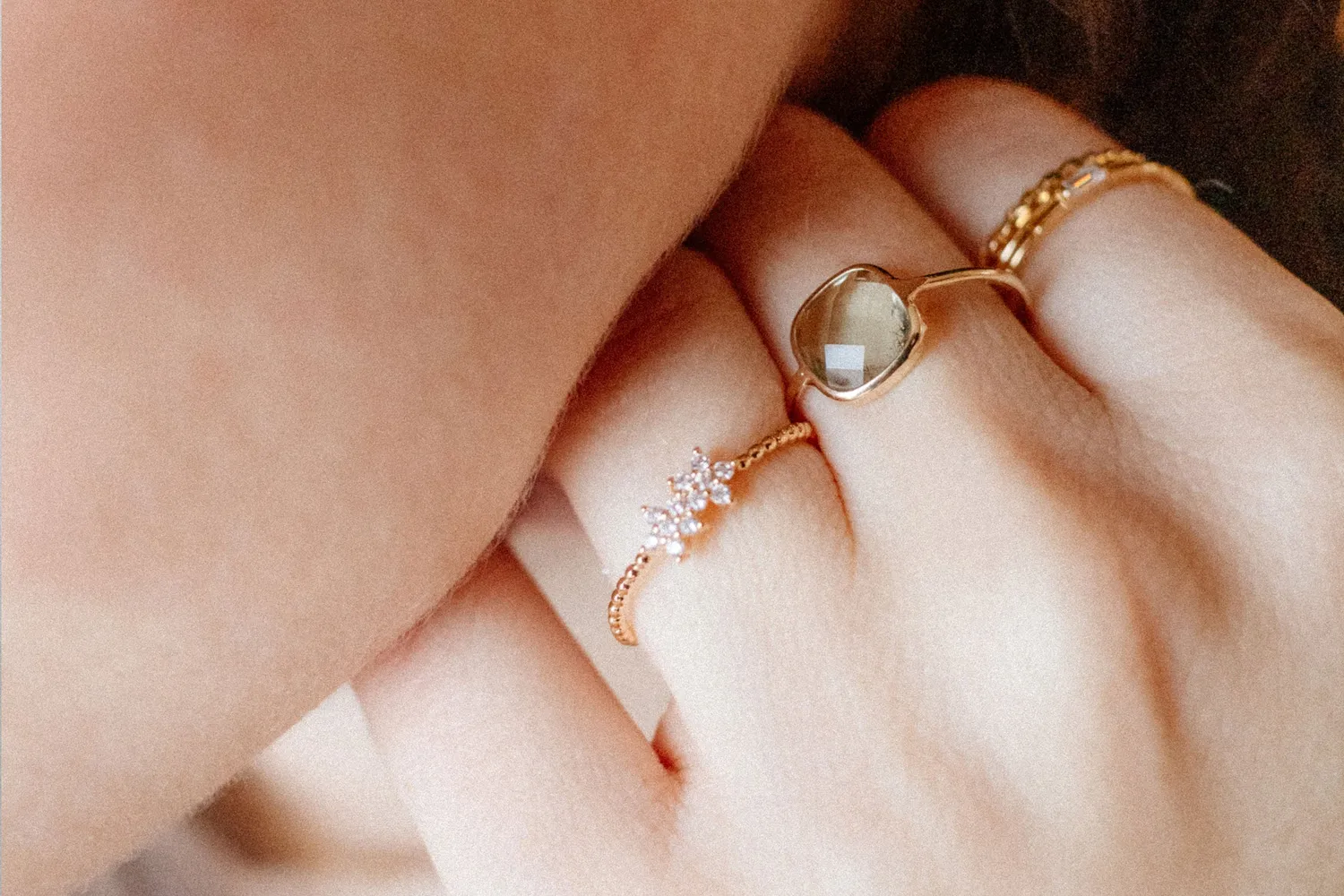 Eremis Camilla ring gull med zirkonia