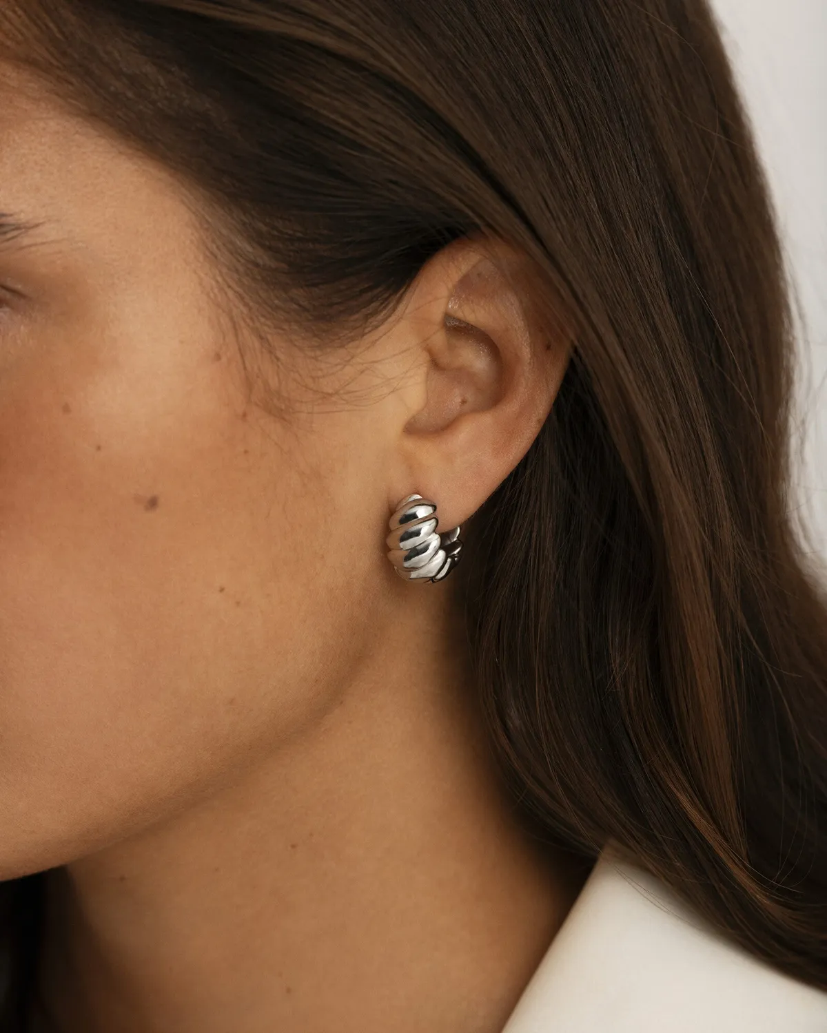 Mockberg Seléne Medium Hoops øreringer sølv 18 mm