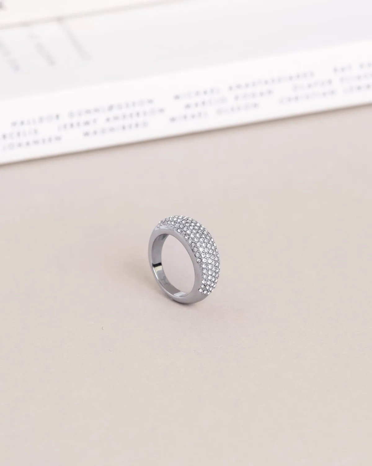 Mockberg Treasure ring sølv bred zirkonia