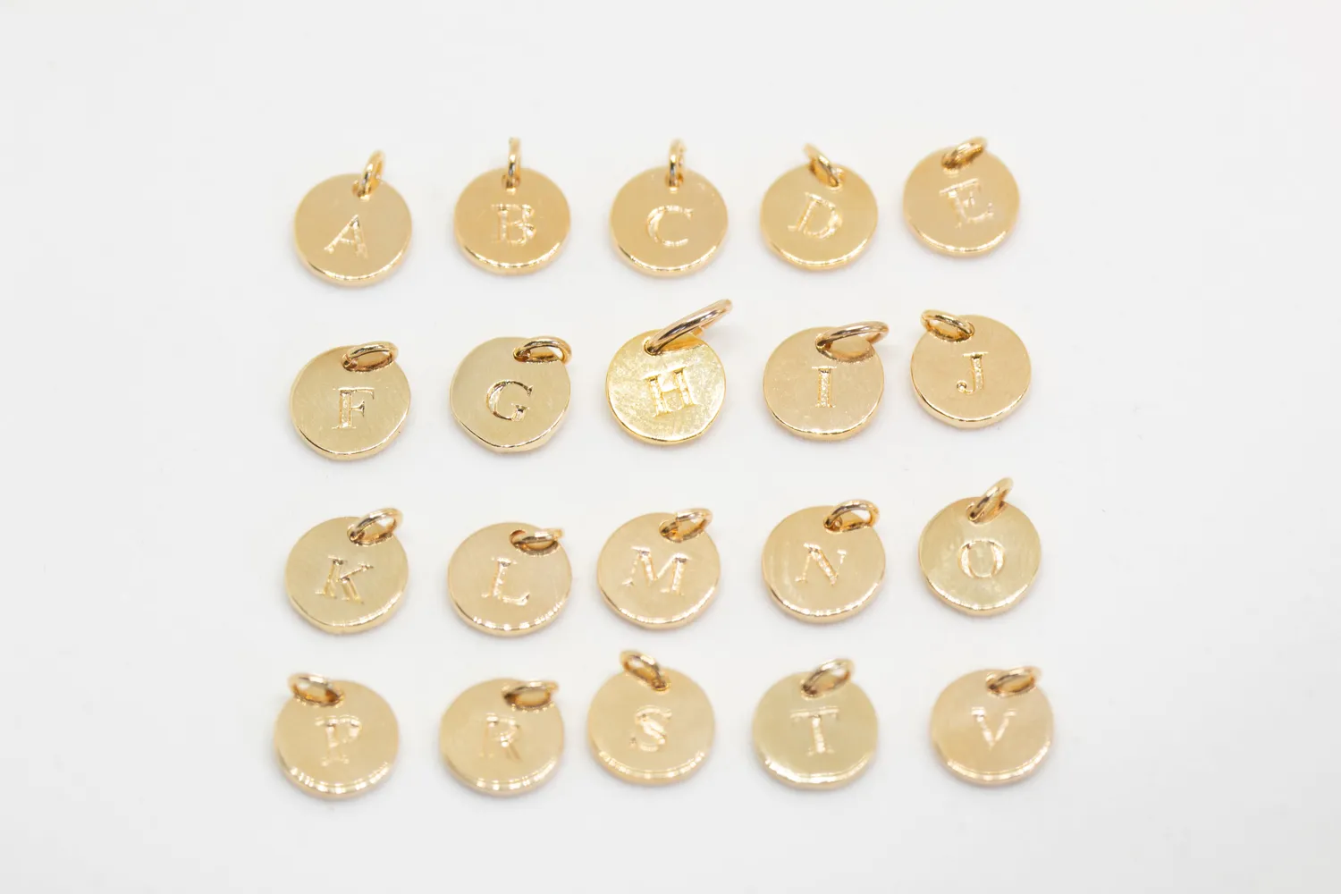 Eremis Letter Charm bokstavcharm gull S