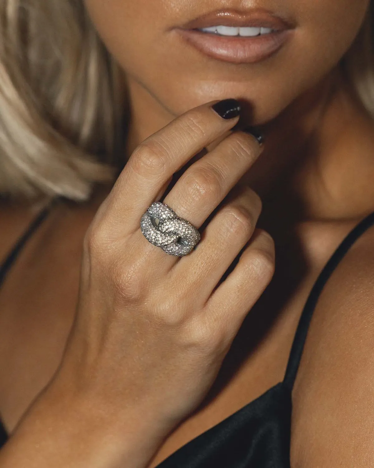 Mockberg Jessica ring sølv stål zirkonia