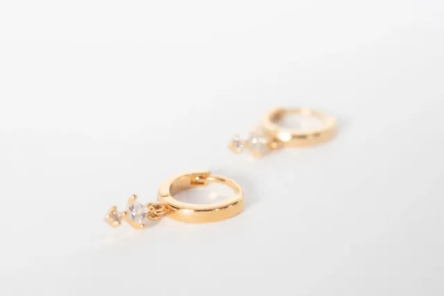 Eremis Estrella øredobber 10mm hvit zirkonia