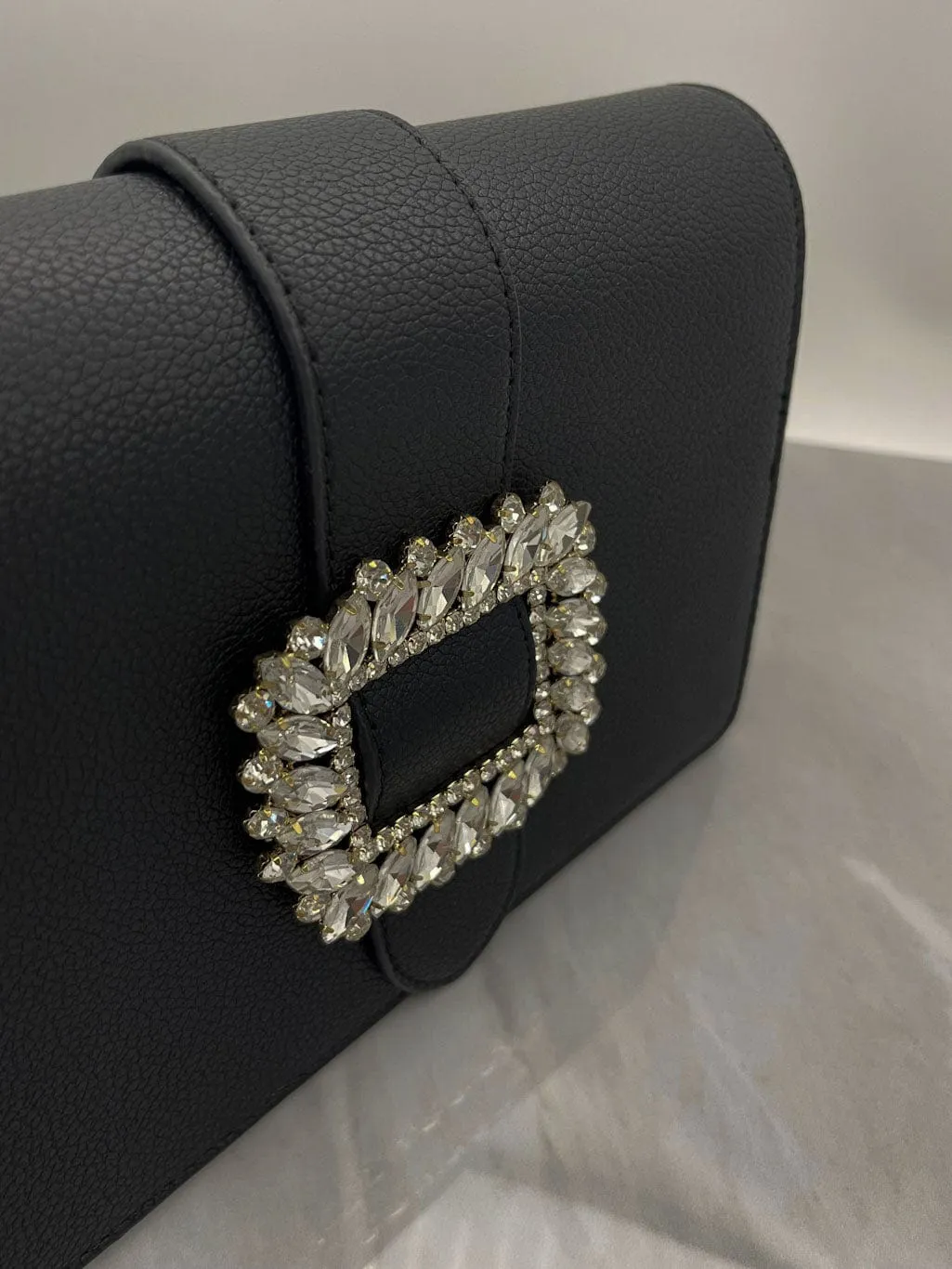 Mea Nani Classy Buckle Bag veske sort fest