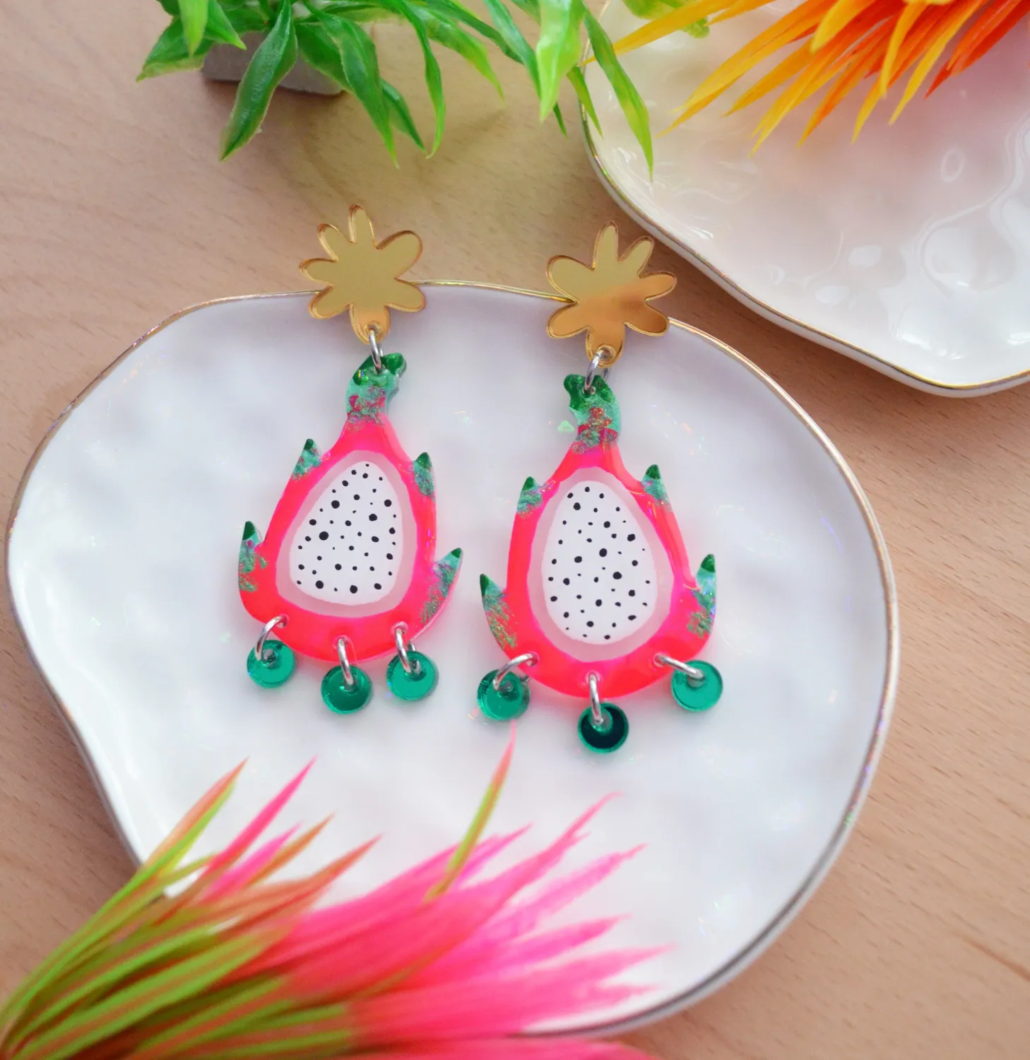 BooandBooFactory Neon Pink Dragon Fruit fruktøredobber