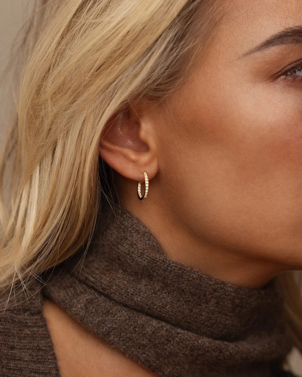Mockberg Sparkle Medium Hoops øredobber gull 16 mm