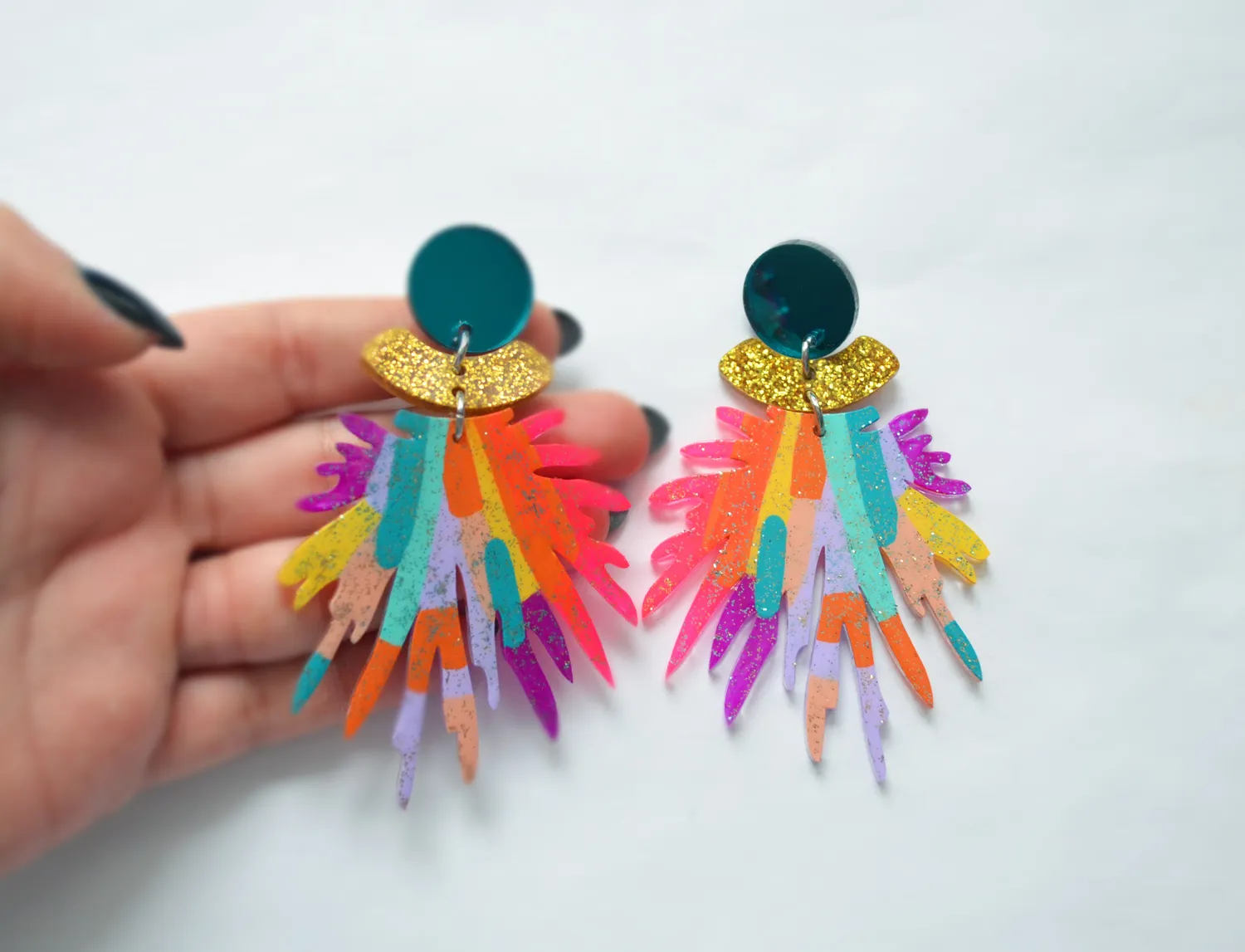 BooandBooFactory Rainbow Pom Pom glitterøredobber 89 mm