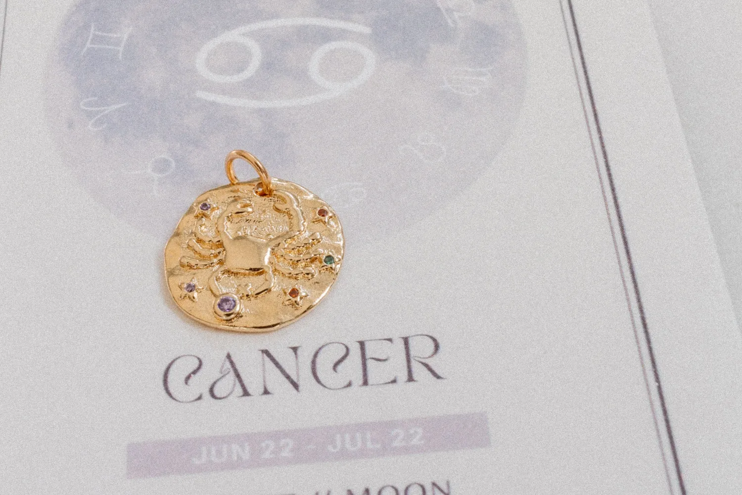 Eremis Astro Cancer charm krepsen gullbelagt