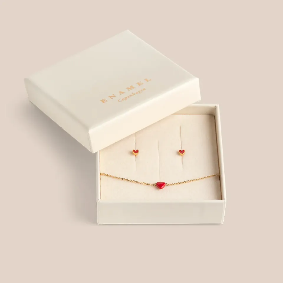 Enamel Amore Red Simple gavesett rød hjerte