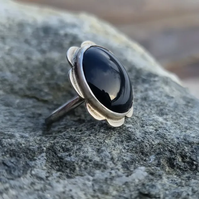 Kunstnerbonden Gothic Chic sølvring onyx