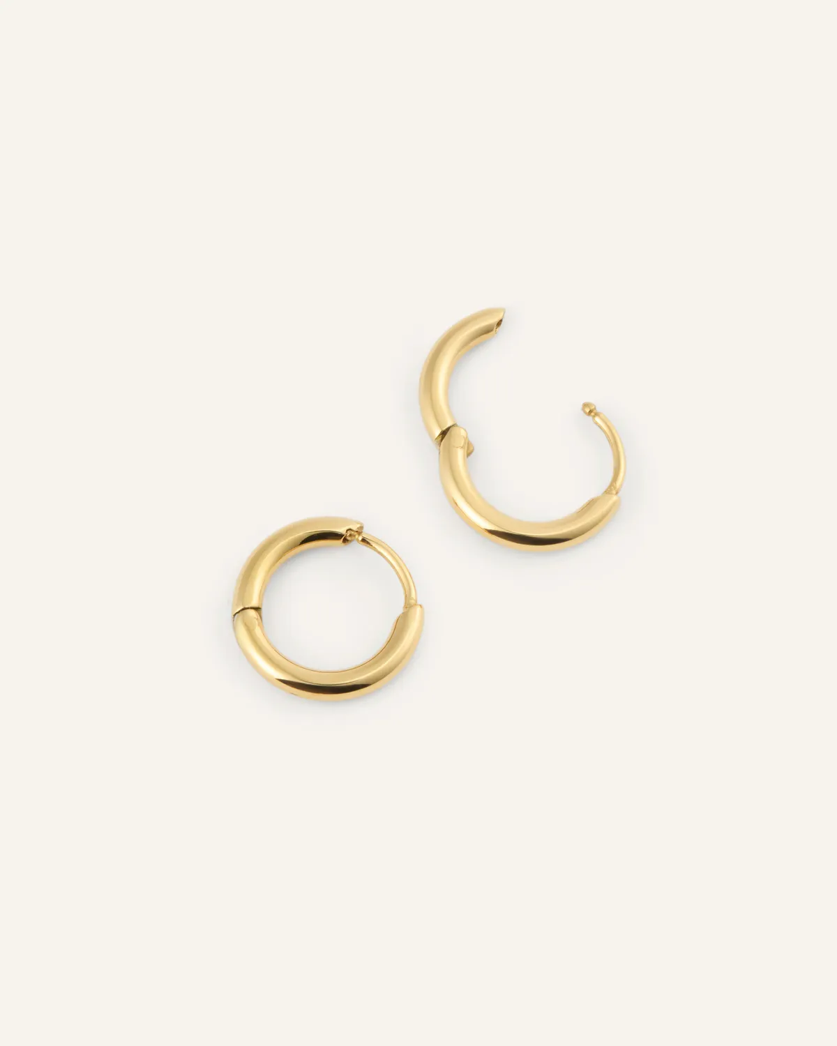 Mockberg Slim Mini Hoops øredobber gull 11 mm PVD