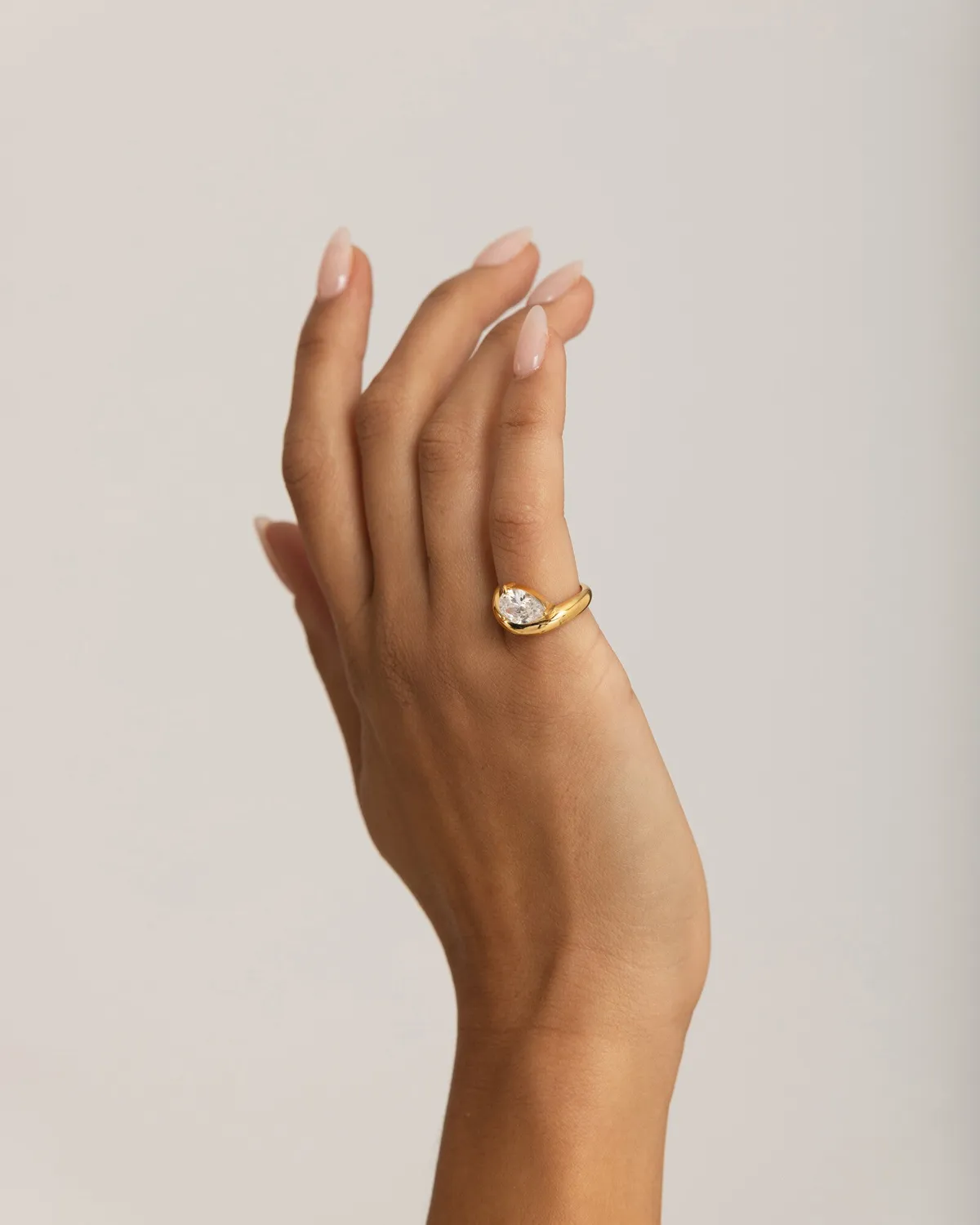 Mockberg Amara Ring ring gull zirkonia