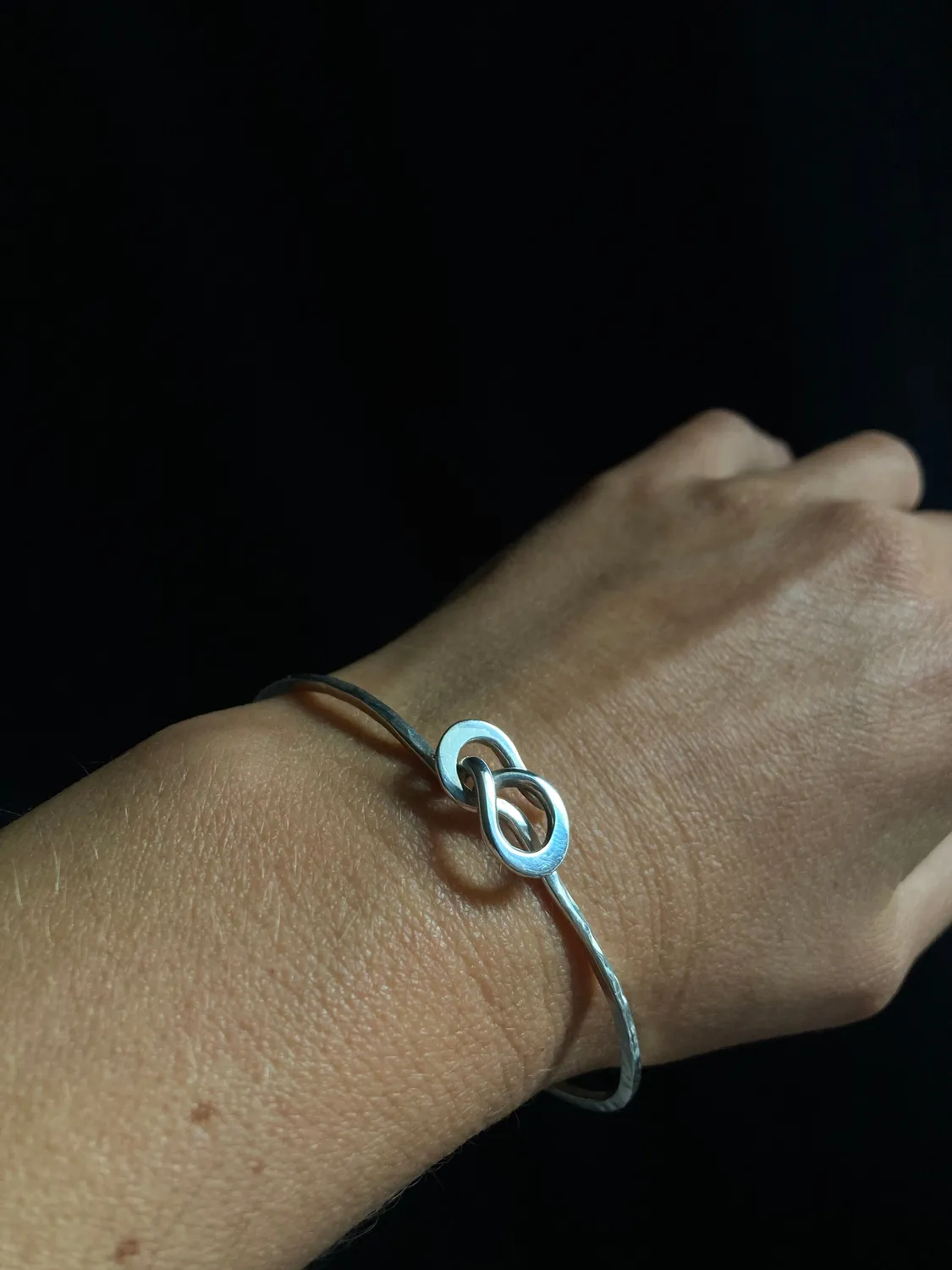 Sivia Evigheten armring i sølv