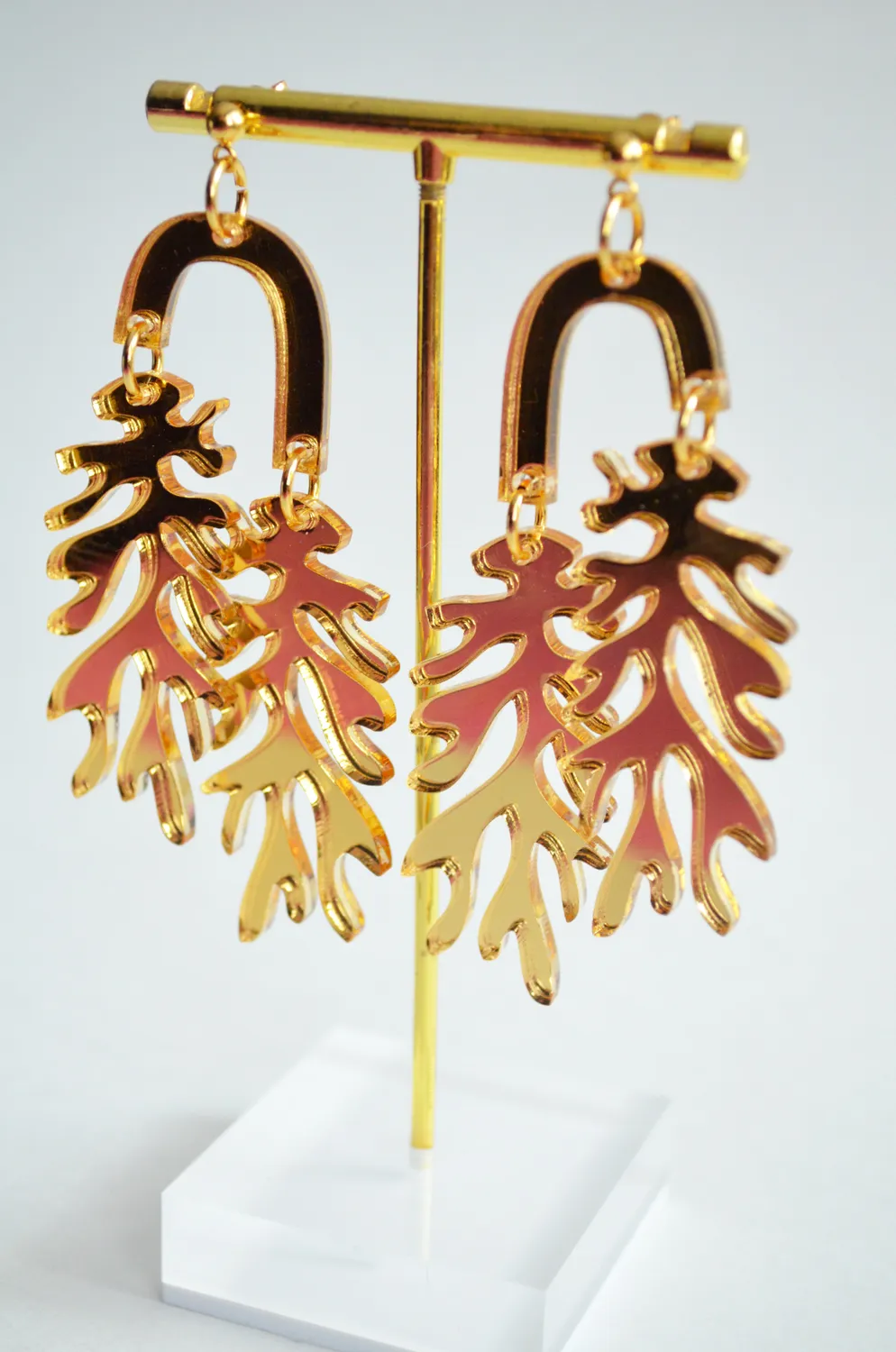 BooandBooFactory Gold Leaf Matisse Acrylic Arch øredobber gull