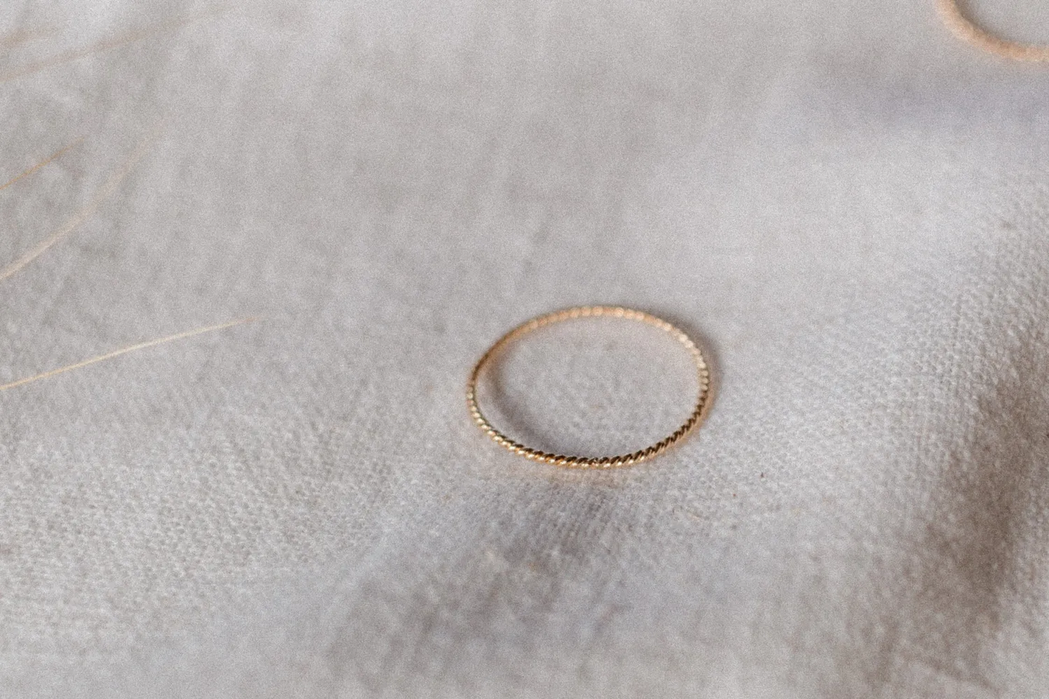 Eremis Naolia ring gullbelagt 18 karat