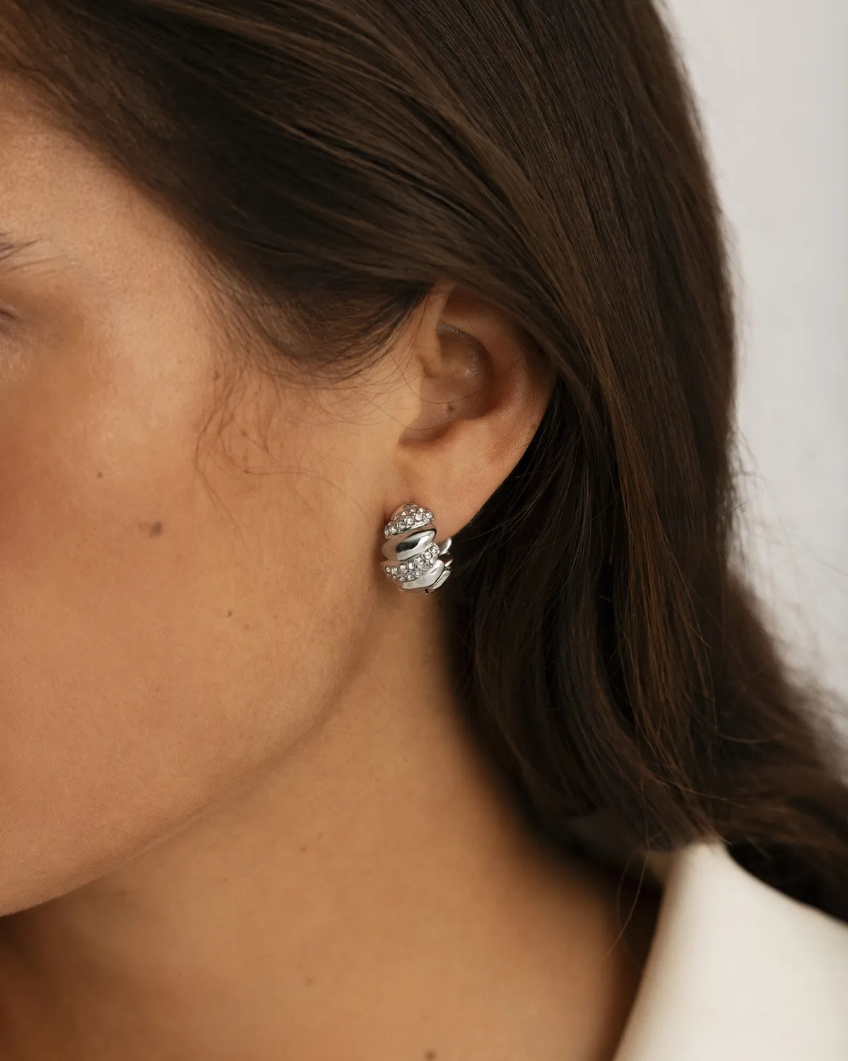 Mockberg Noela Medium Hoops øredobber 19 mm sølv